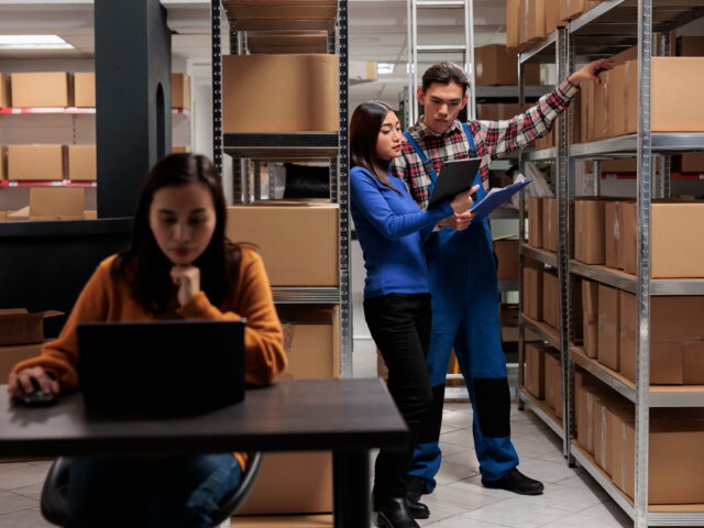 What’s the Right Time For My Small Business To Outsource Fulfillment?